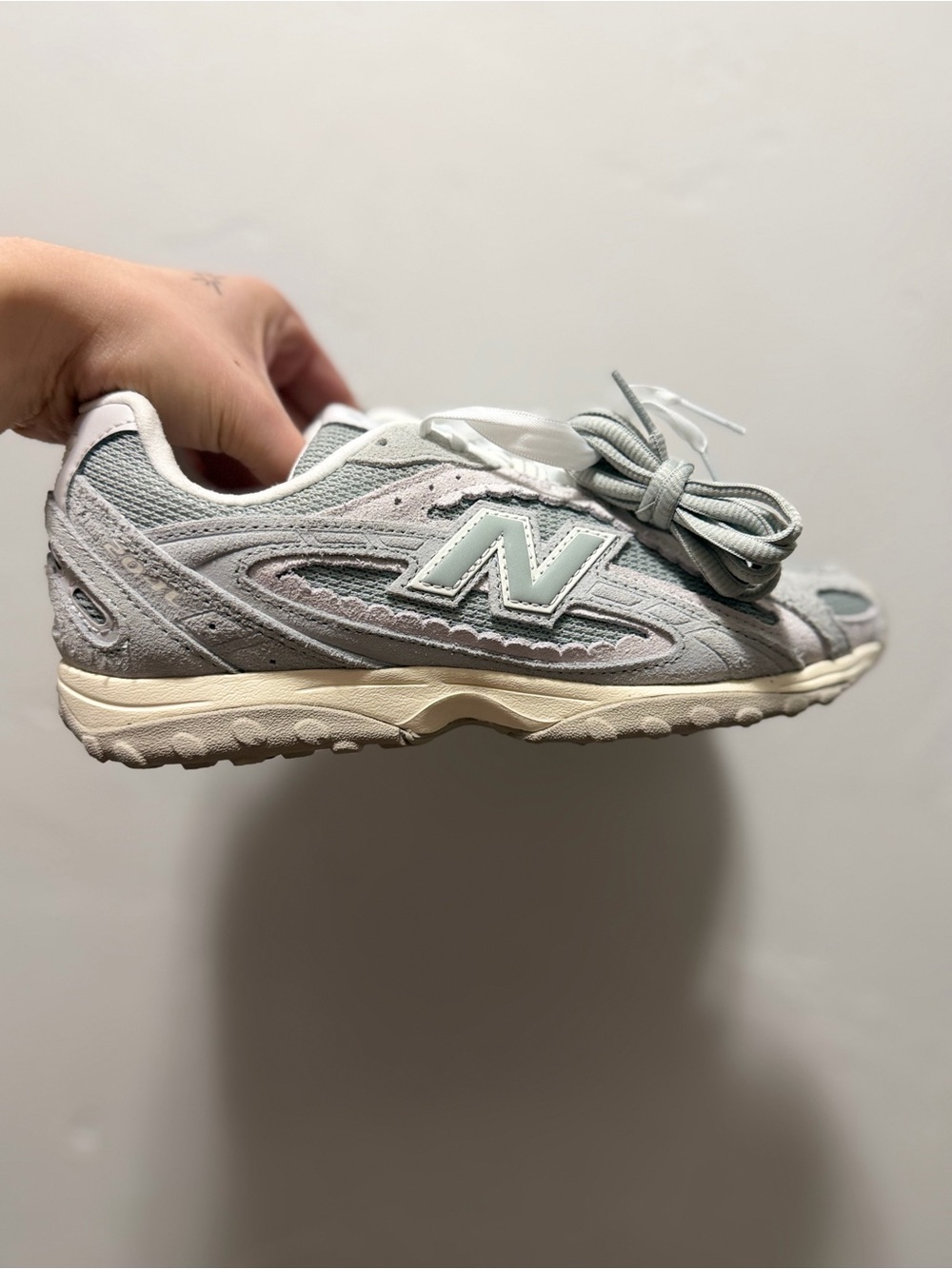 New Balance 204L